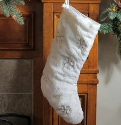 Northlight 18" White Faux Fur Christmas Stocking With Silver Sequined Snowflakes -Northlight Shop 4b719usutqpvcuu9beupekg1oeeits7o 09591.1665610433