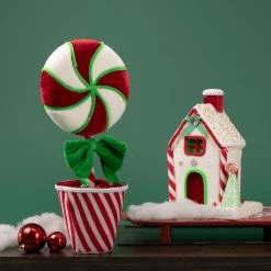 Northlight 11" White And Red Peppermint Candy House Christmas Decoration -Northlight Shop northlight ja93319 style 95624.1645837541