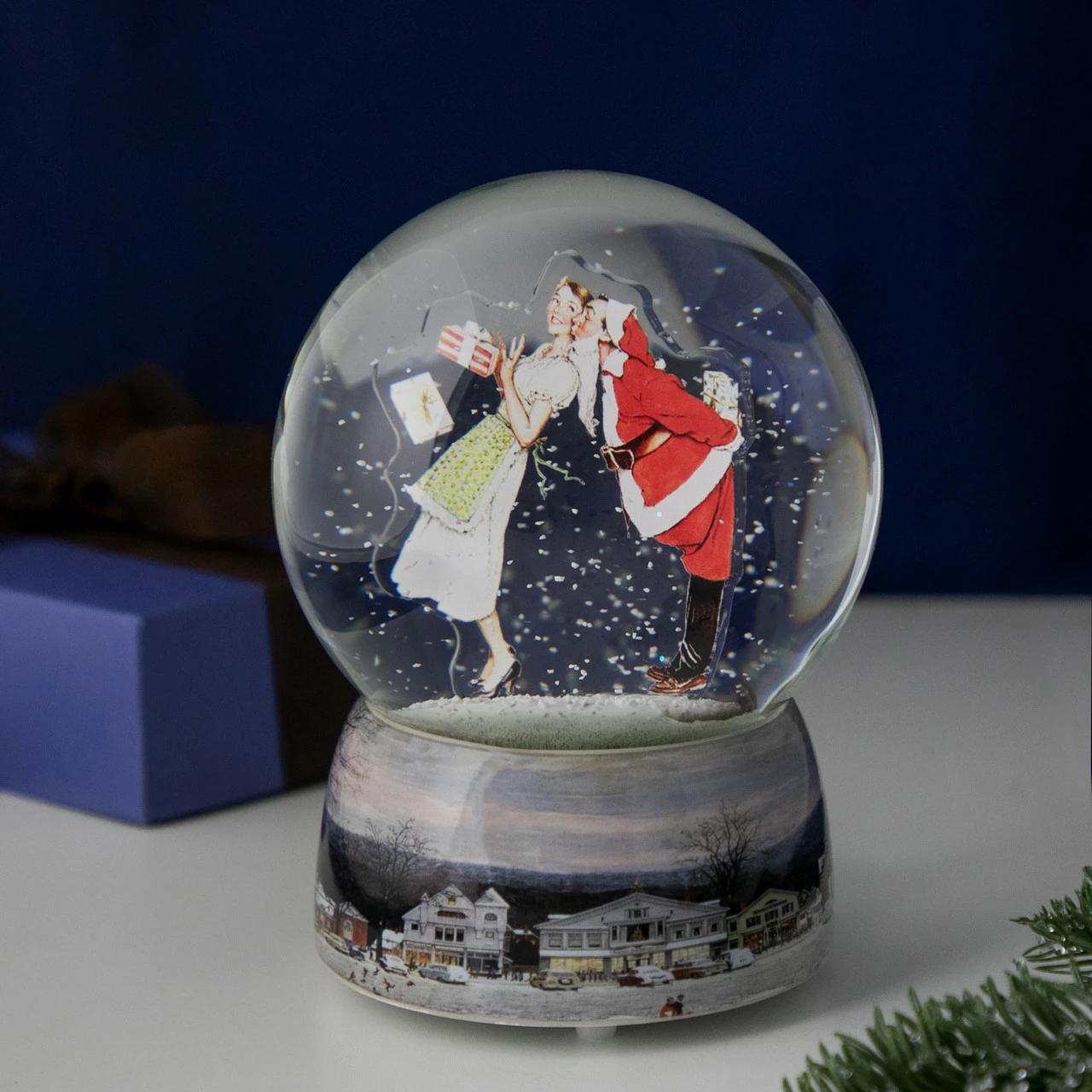 Northlight 6.5" Norman Rockwell 'Christmas Surprise' Snow Globe 2 Northlight 6.5" Norman Rockwell 'Christmas Surprise' Snow Globe - Image 2