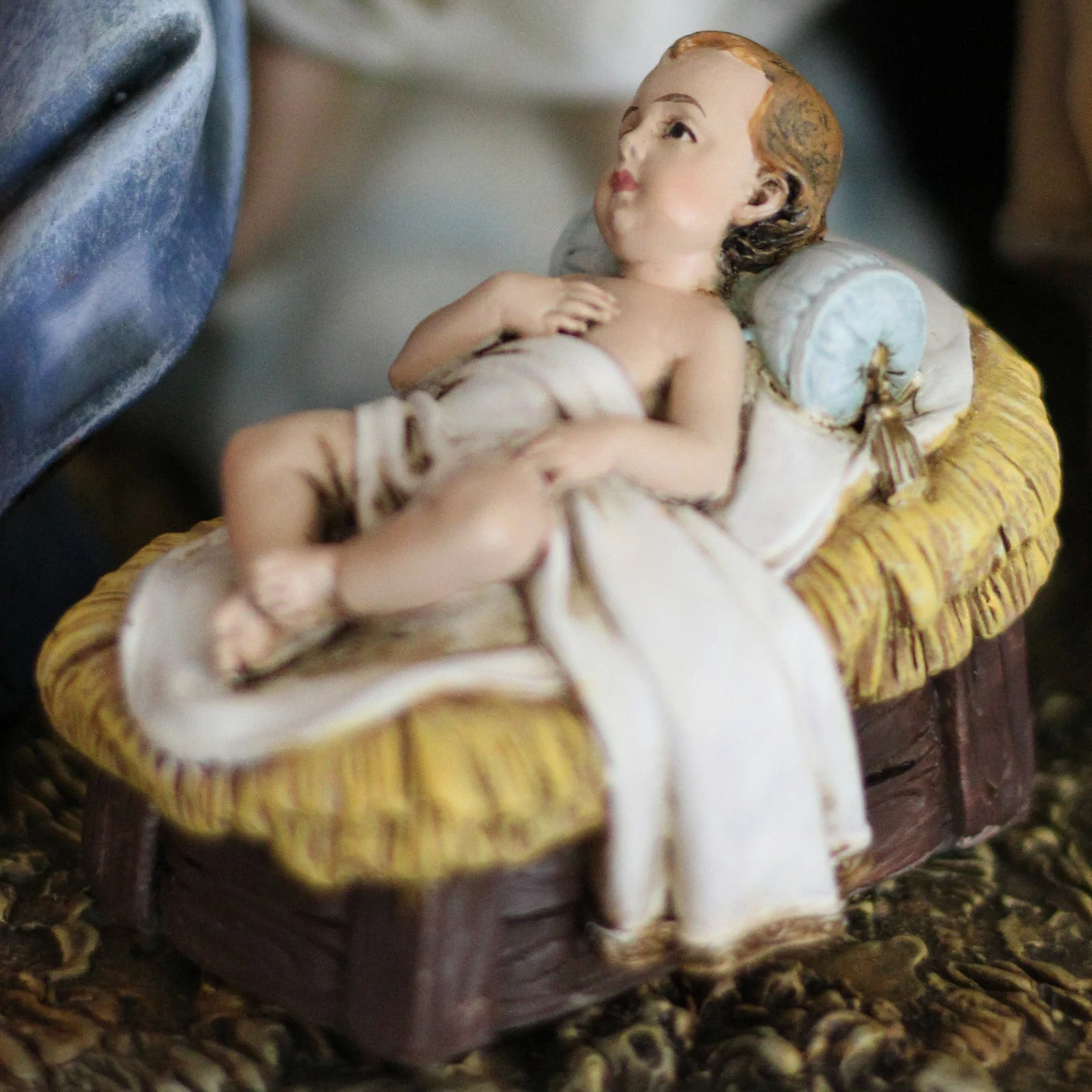 Roman 7-Piece Brown Joseph's Studio Nativity With Back Wall Christmas Table Top Decoration 12 6 Roman 7-Piece Brown Joseph's Studio Nativity With Back Wall Christmas Table Top Decoration 12 - Image 6